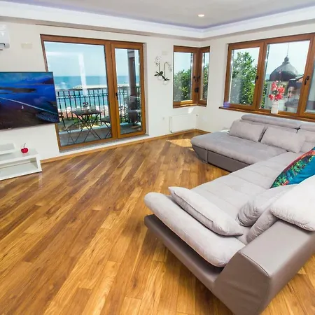 Breeze Vendégház 4*