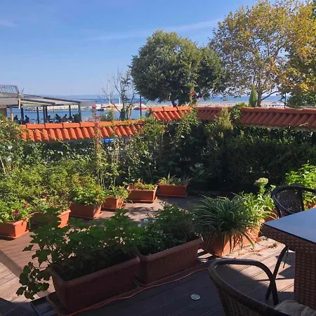 Breeze 게스트하우스 4*