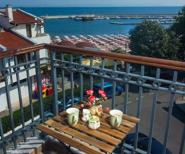 Breeze Casa de hóspedes Chernomorets